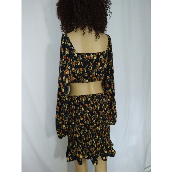 SALE 4 FOR $20 NWOT INSPIRED HEARTS 2PIECE Set - Picture 3 of 5